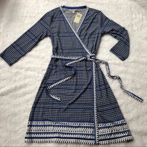 geometric patterned wrap dress